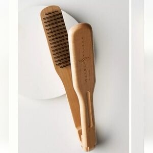 NEE Anthropologie Sheila Stotts Wood Flat Iron Brush Heat Free Styling!